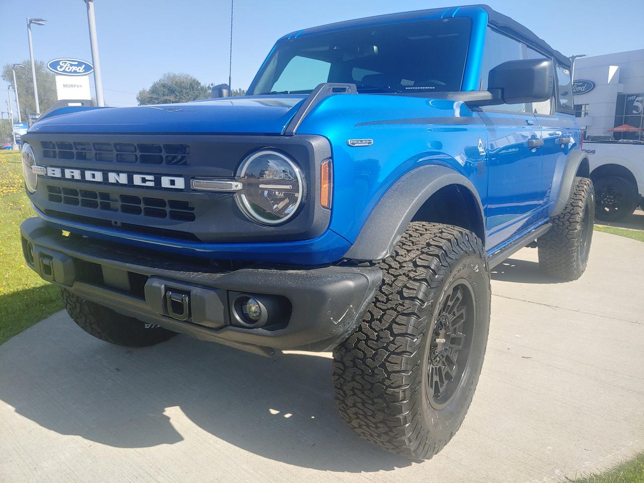 2022 Ford Bronco Black Diamond Photo5