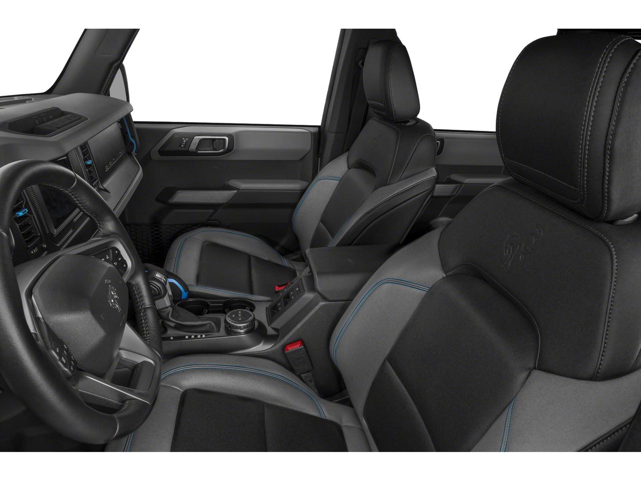 2022 Ford Bronco Black Diamond Photo5