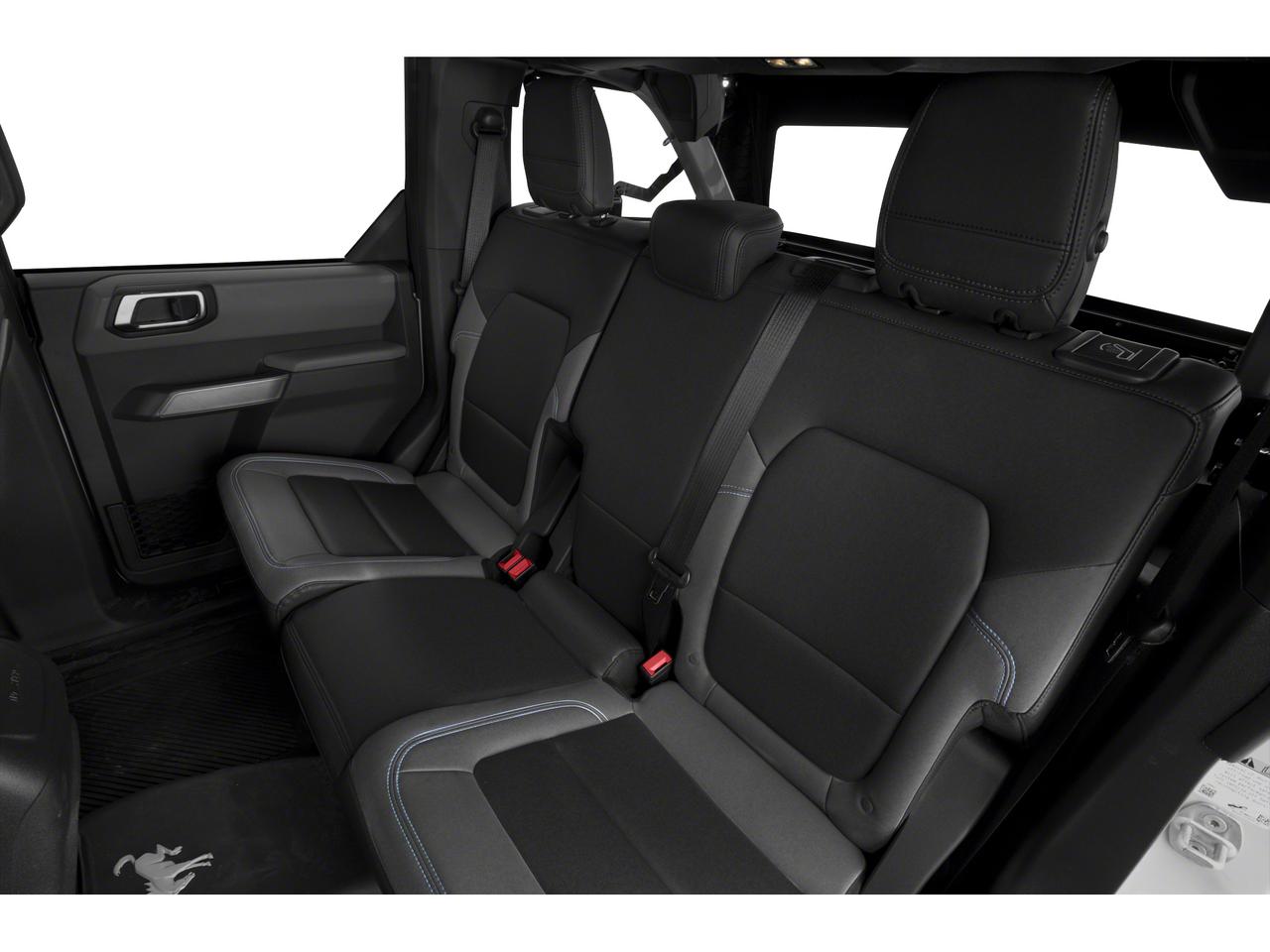 2022 Ford Bronco Black Diamond Photo5