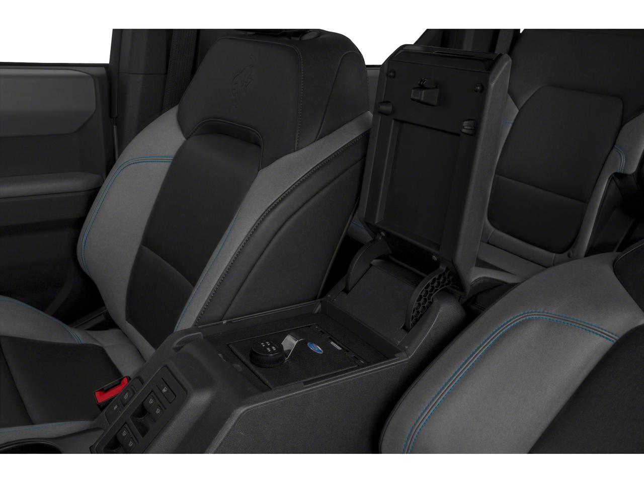 2022 Ford Bronco Black Diamond Photo5
