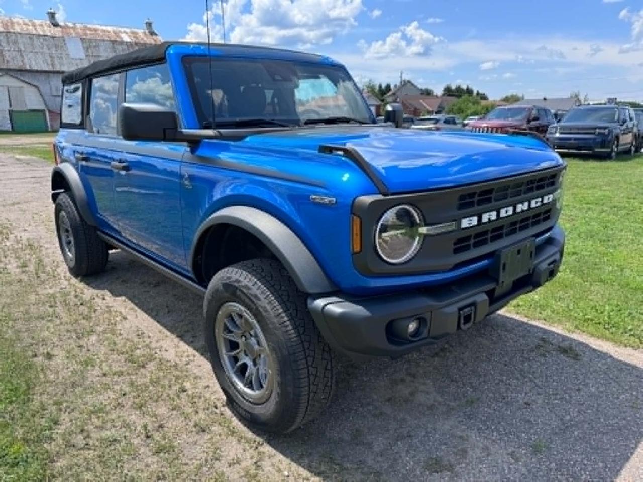2022 Ford Bronco Black Diamond Photo4