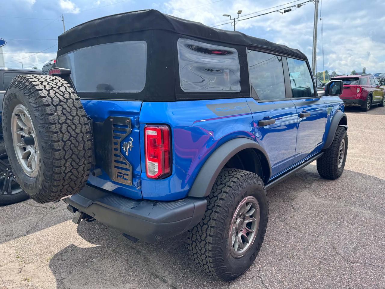 2022 Ford Bronco Black Diamond Photo5