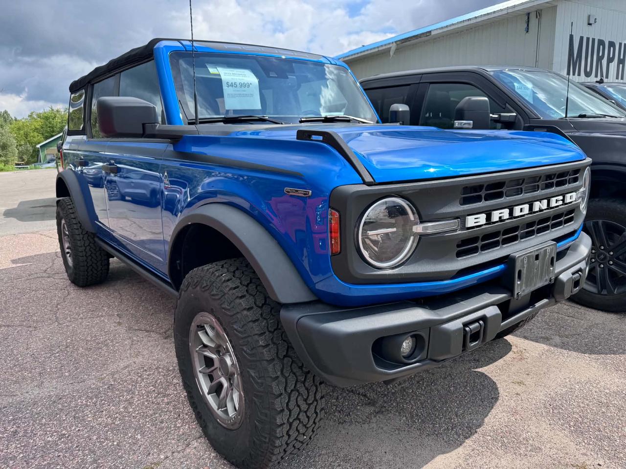 2022 Ford Bronco Black Diamond Photo5