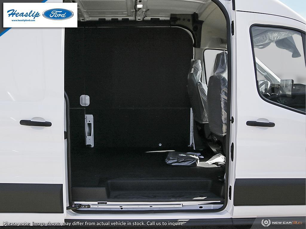 2023 Ford E-Transit Cargo Van BASE Photo5