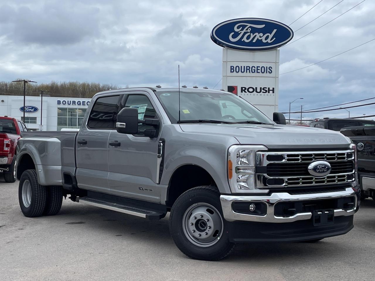 New 2023 Ford F-350 *XLT 6.7L DIESEL, CREWCAB 8FT BOX* for sale in Midland, ON