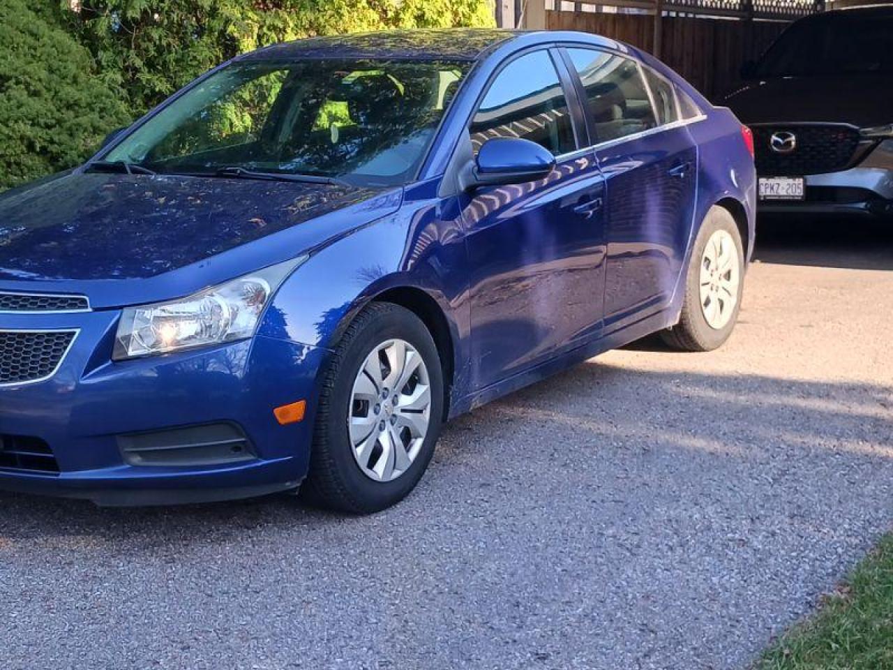 2013 Chevrolet Cruze 4dr Sdn LT Turbo w/1SA Photo8