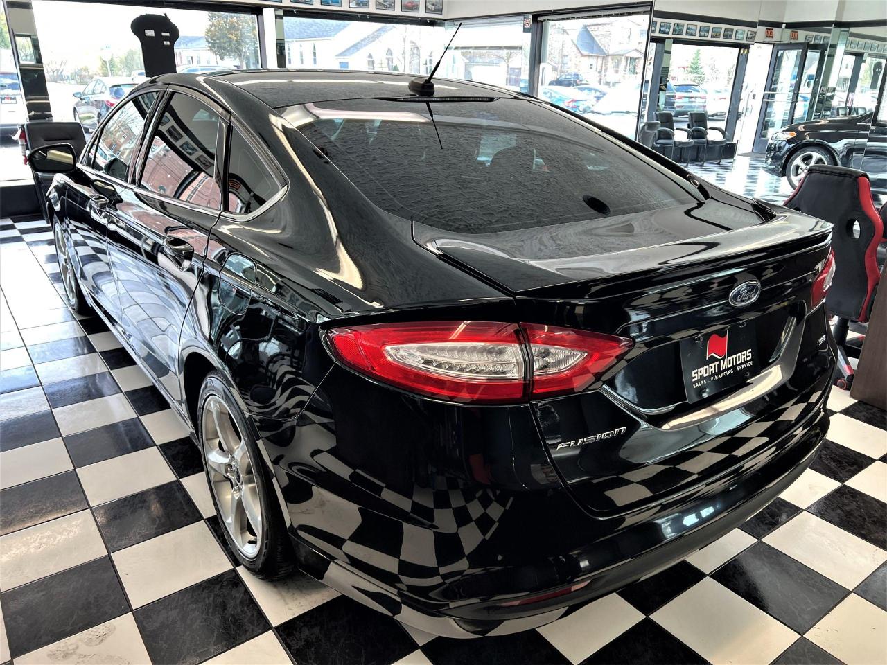 2016 Ford Fusion SE+Camera+Heated Seats+Remote Start+CLEAN CARFAX - Photo #2