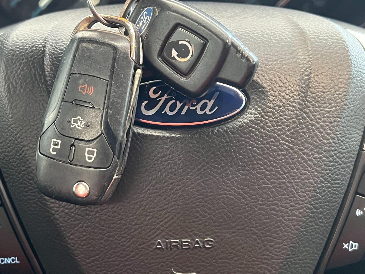 2016 Ford Fusion SE+Camera+Heated Seats+Remote Start+CLEAN CARFAX - Photo #14