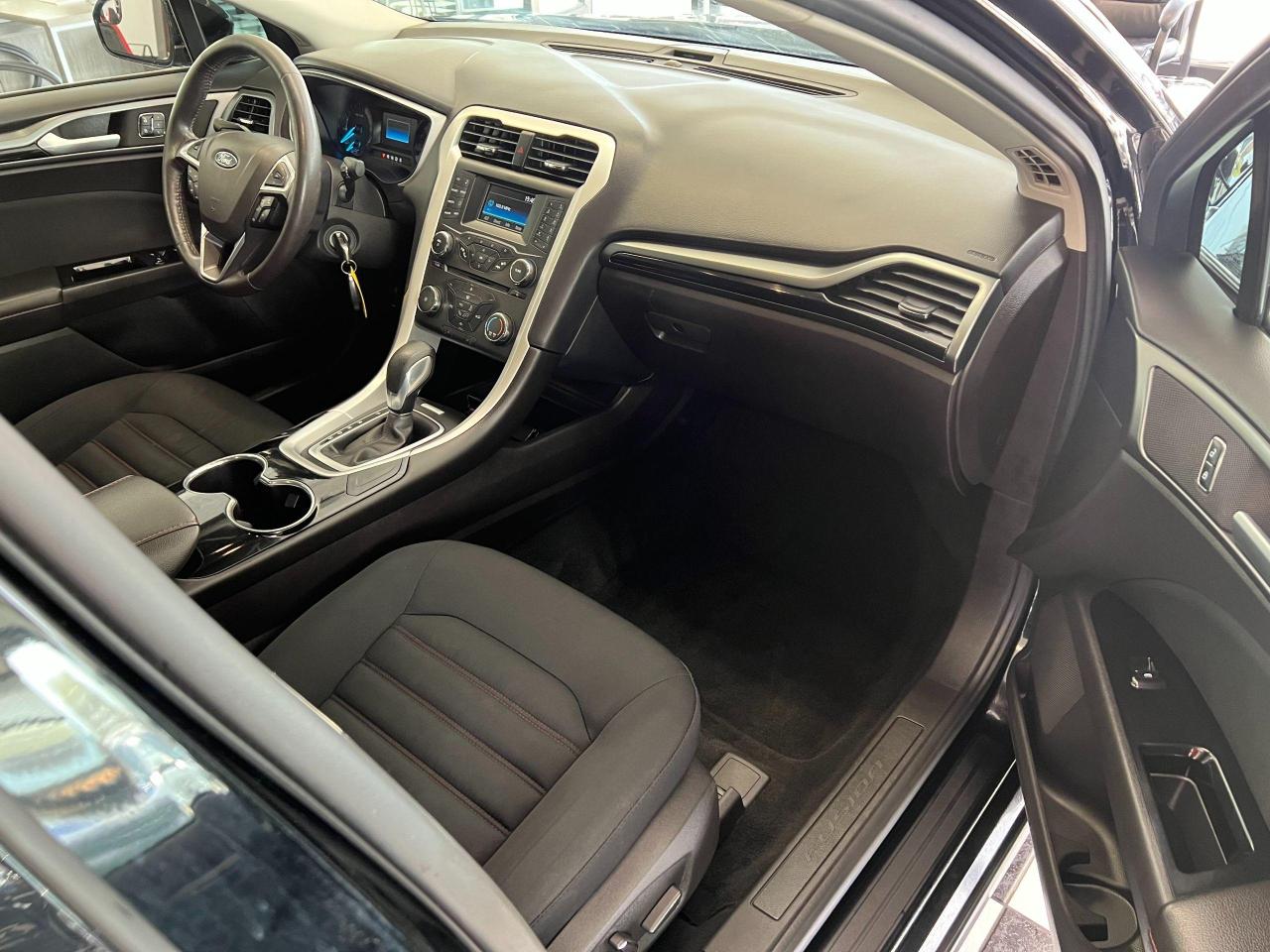 2016 Ford Fusion SE+Camera+Heated Seats+Remote Start+CLEAN CARFAX Photo80