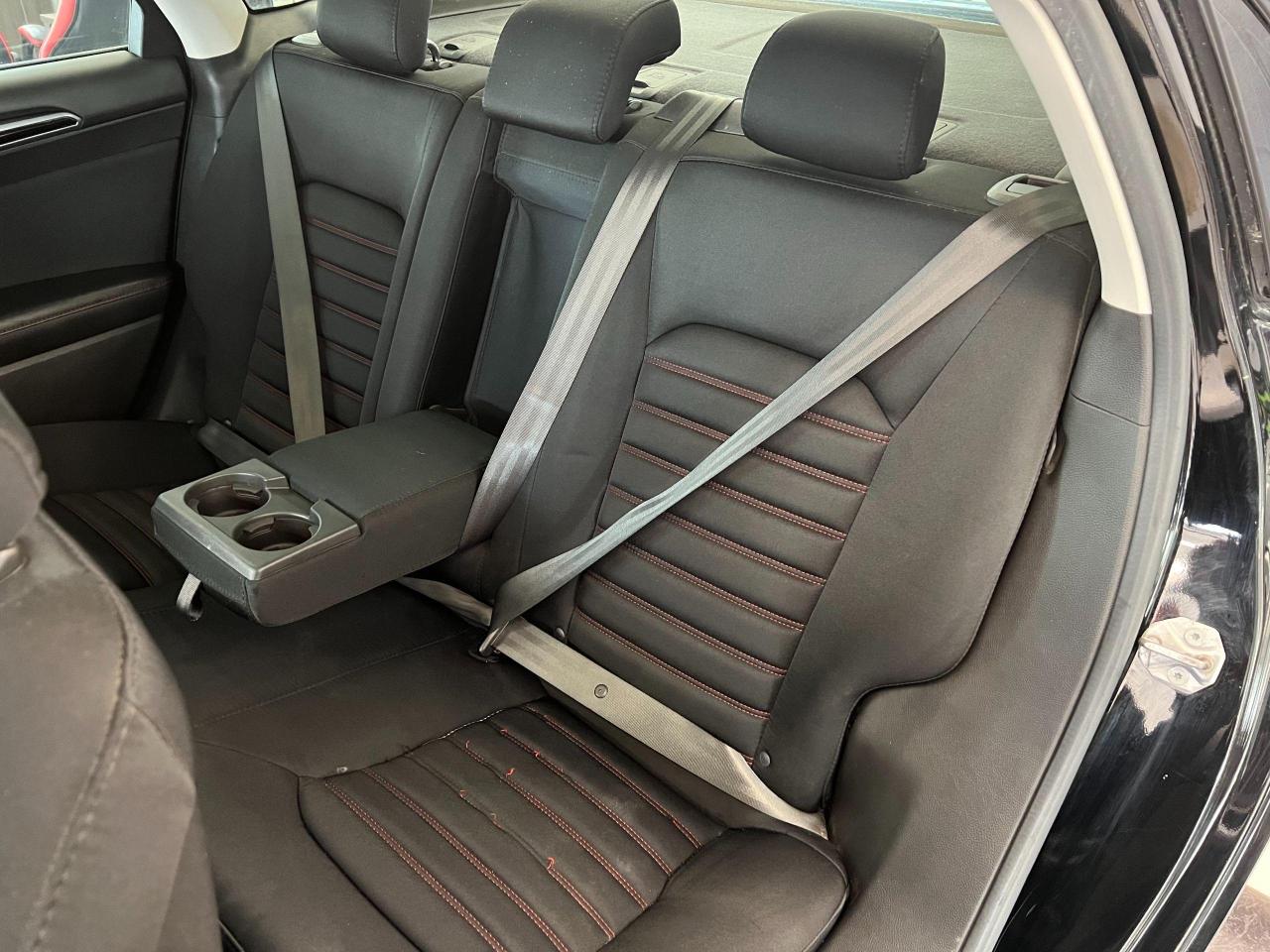 2016 Ford Fusion SE+Camera+Heated Seats+Remote Start+CLEAN CARFAX Photo84