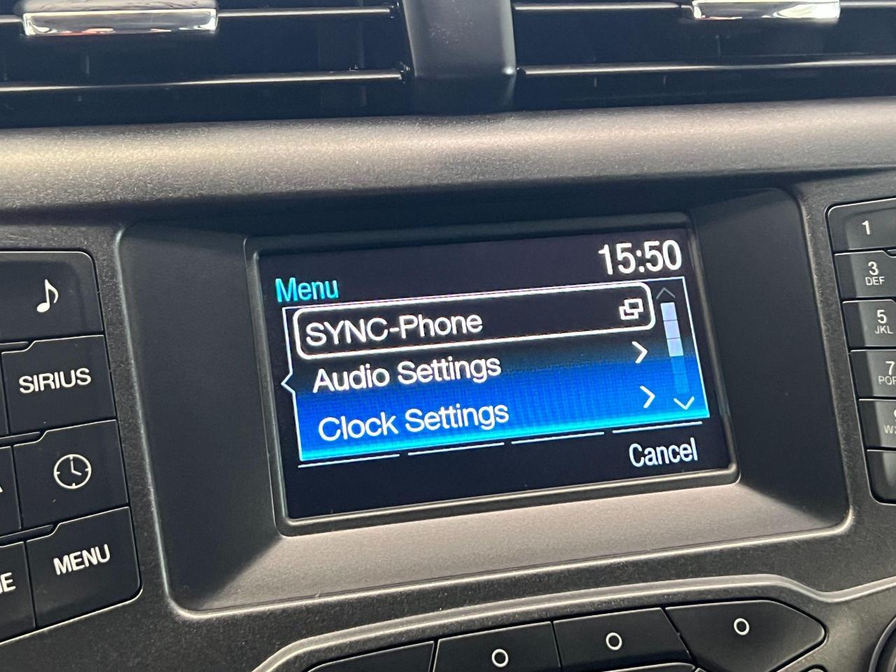 2016 Ford Fusion SE+Camera+Heated Seats+Remote Start+CLEAN CARFAX - Photo #30