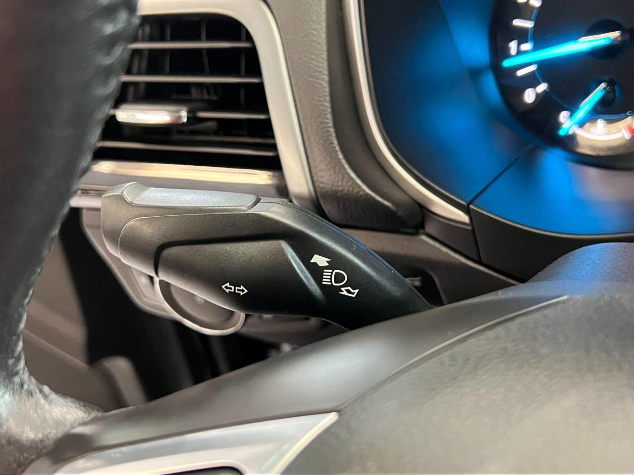 2016 Ford Fusion SE+Camera+Heated Seats+Remote Start+CLEAN CARFAX - Photo #44