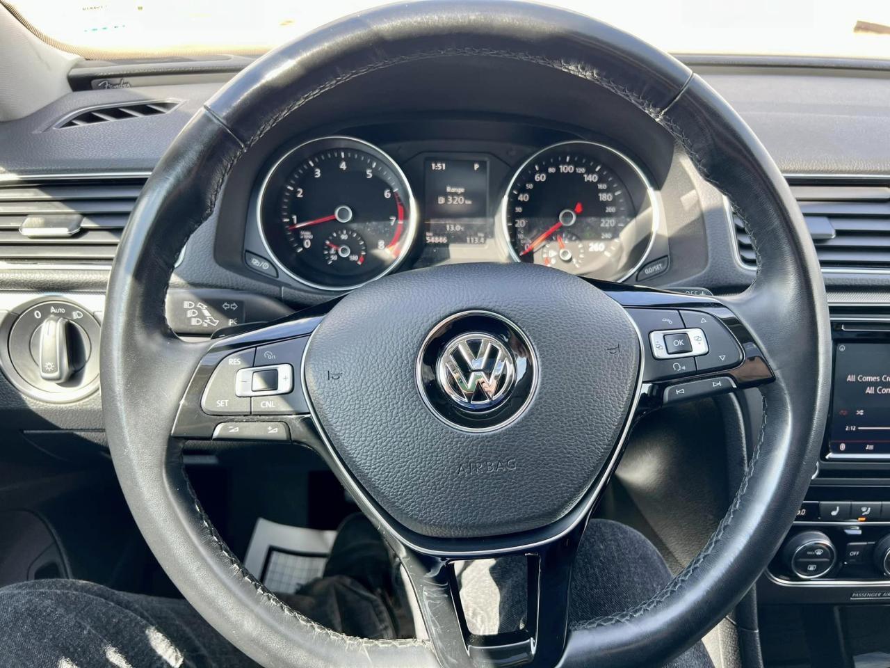2017 Volkswagen Passat HIGHLINE - Photo #16
