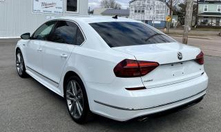 2017 Volkswagen Passat HIGHLINE - Photo #11