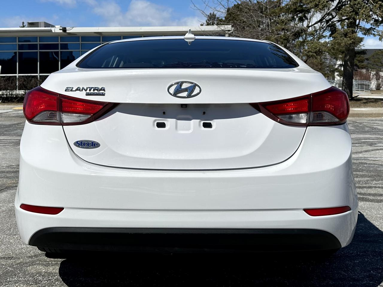 2016 Hyundai Elantra SE - Safety Included Photo4