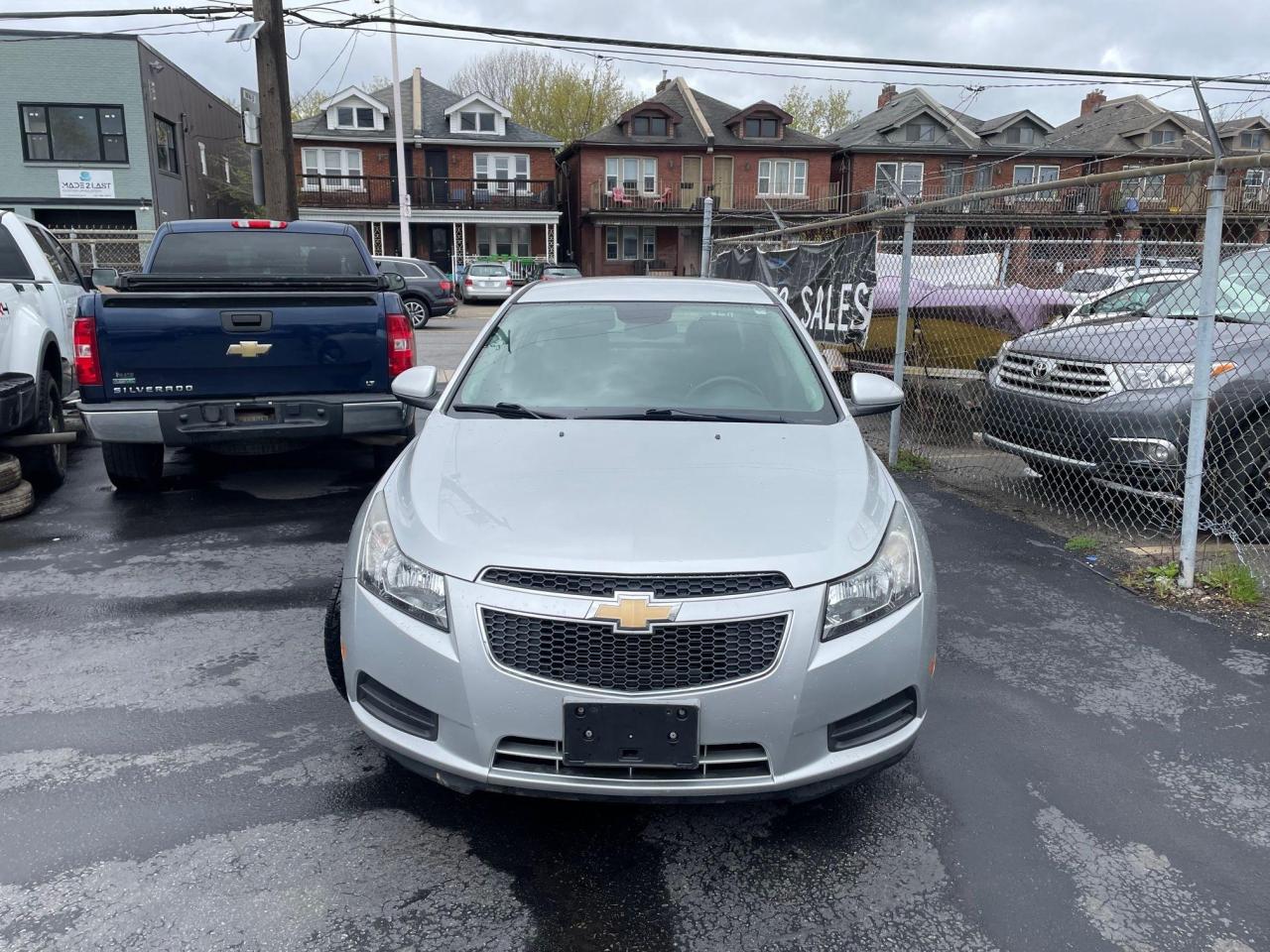 2013 Chevrolet Cruze LT *LOW KM, BACKUP CAM, REMOTE START* - Photo #2