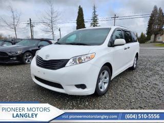 Used 2017 Toyota Sienna FWD  -  Bluetooth for sale in Langley, BC