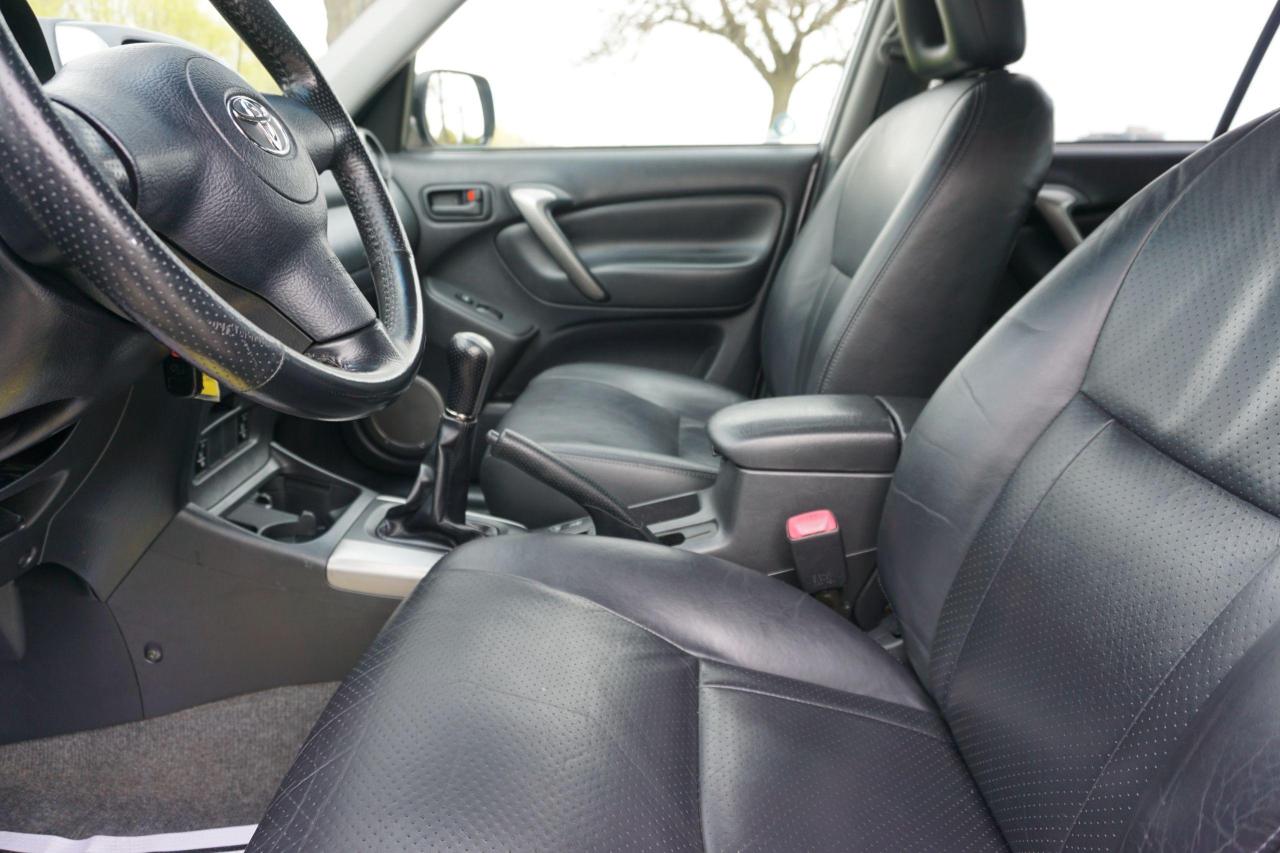 2005 Toyota RAV4 1 OWNER / NO ACCIDENTS / 5SPD/ LEATHER/ NEW CLUTCH - Photo #7