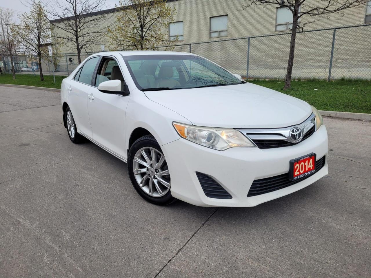 Used 2014 Toyota Camry LE, Leather, Heated Seat, Navy, Warranty Avail for sale in Toronto, ON