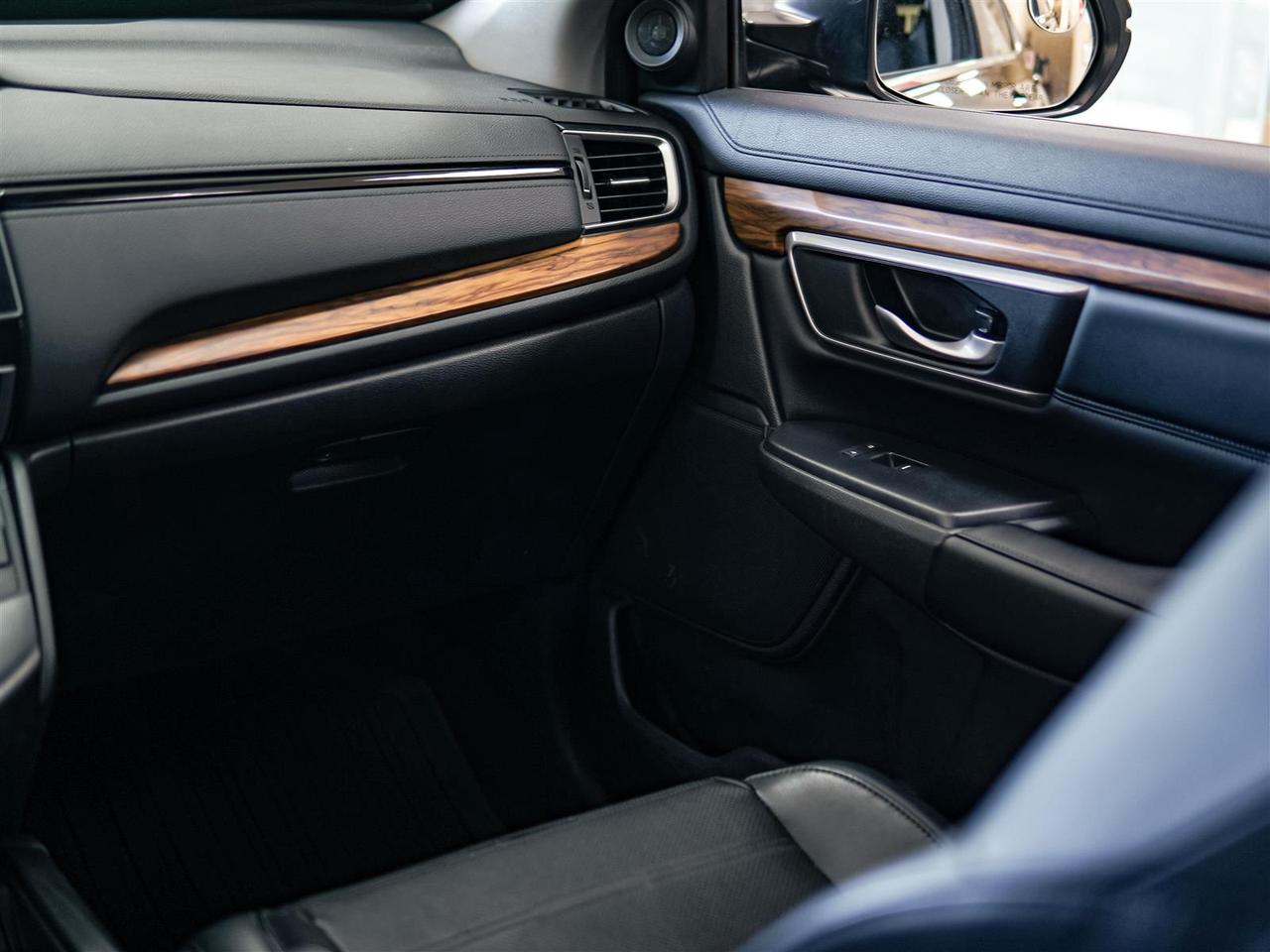2017 Honda CR-V EX-L | LTHR | SUNROOF | HEATED & MEMORY SEATS Photo