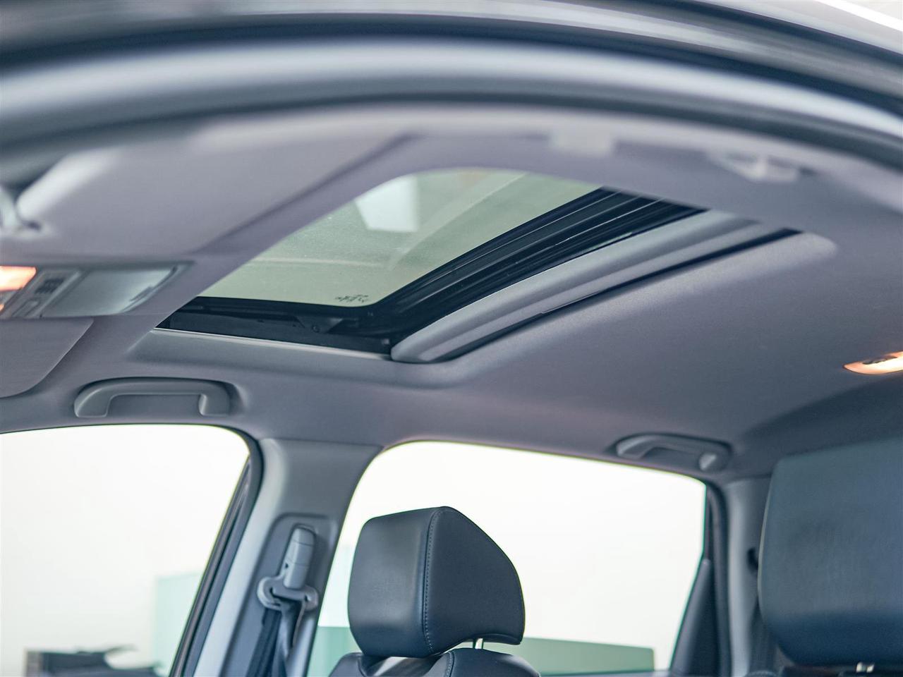 2017 Honda CR-V EX-L | LTHR | SUNROOF | HEATED & MEMORY SEATS Photo