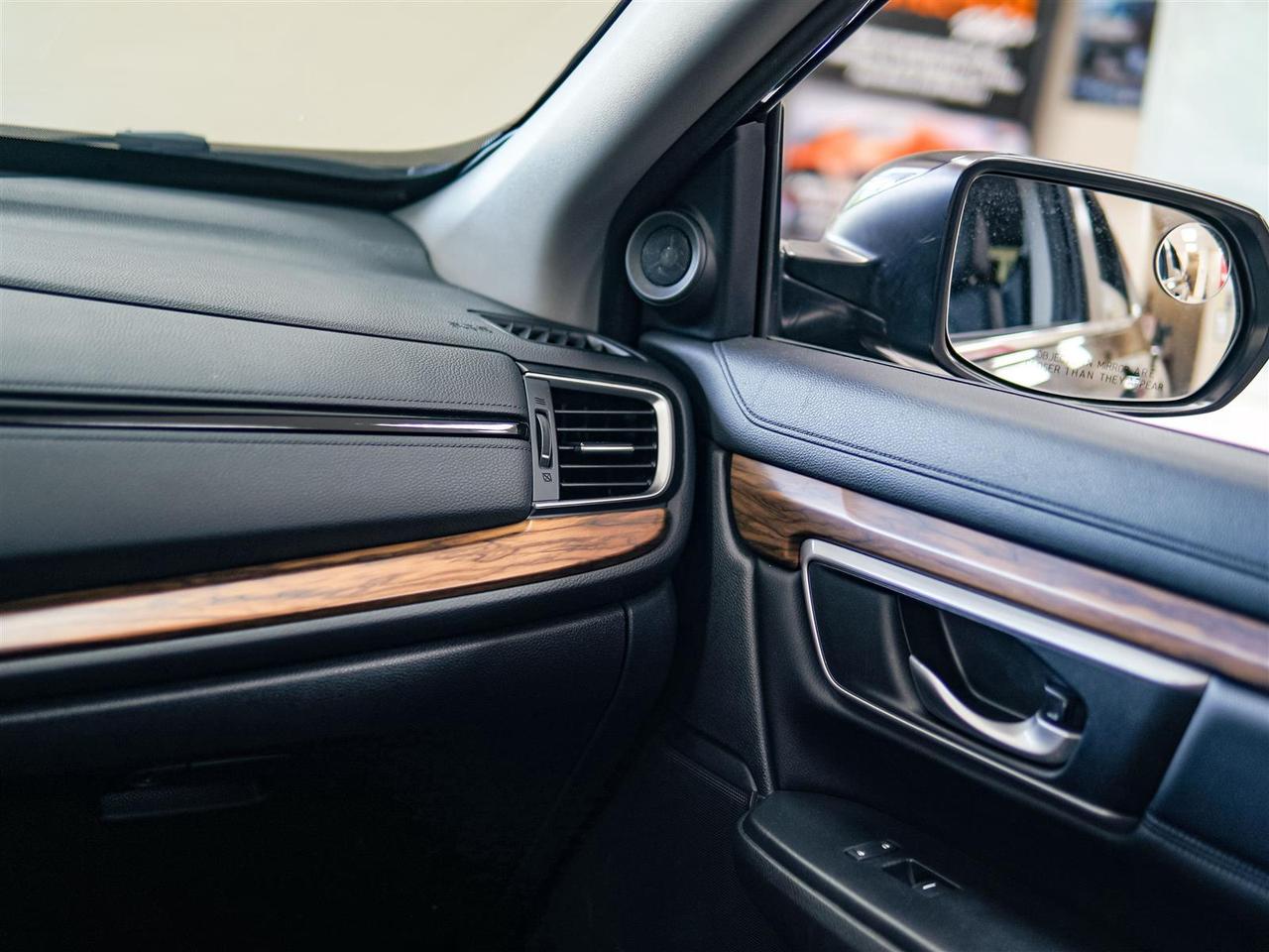 2017 Honda CR-V EX-L | LTHR | SUNROOF | HEATED & MEMORY SEATS Photo