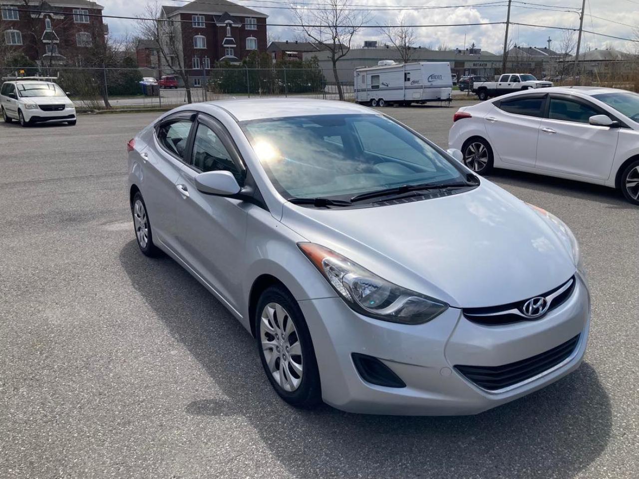 2013 Hyundai Elantra  - Photo #1