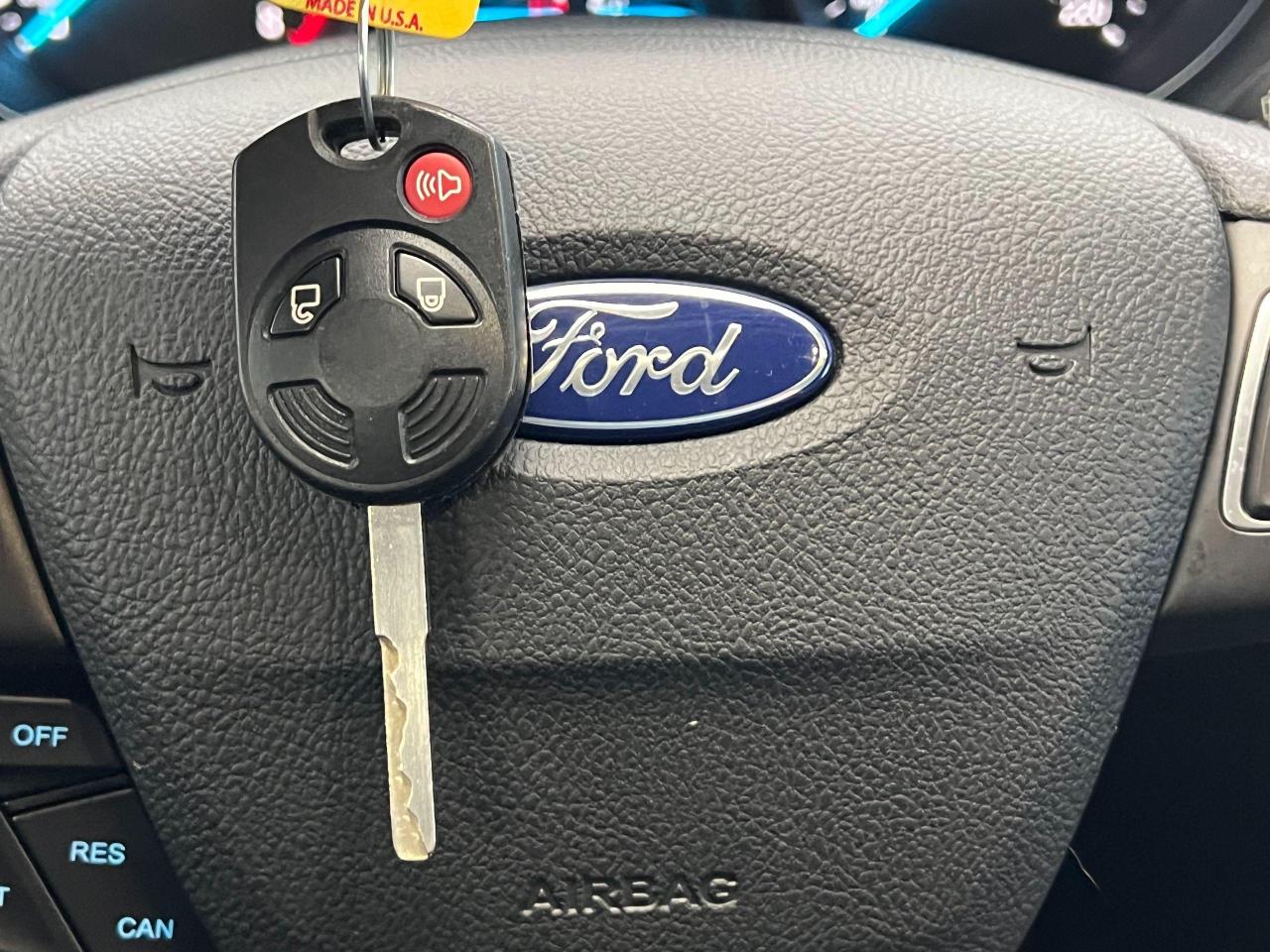 2018 Ford Escape SE 4WD+GPS+Camera+New Tires+CLEAN CARFAX - Photo #16