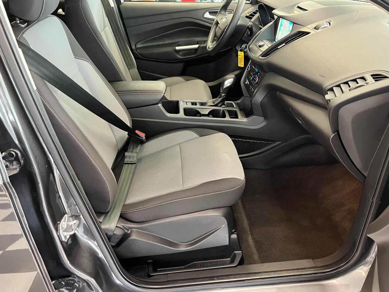 2018 Ford Escape SE 4WD+GPS+Camera+New Tires+CLEAN CARFAX - Photo #22