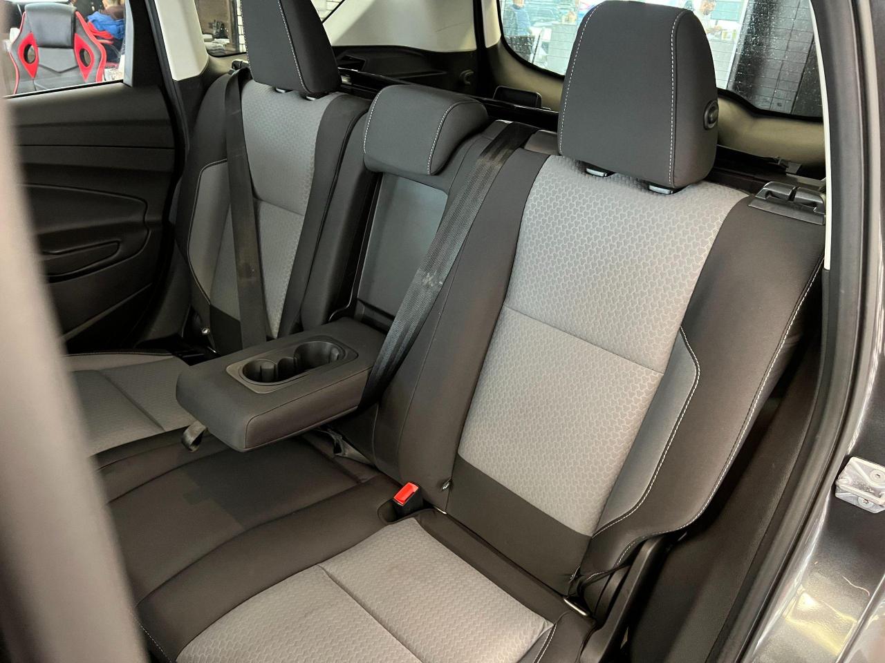 2018 Ford Escape SE 4WD+GPS+Camera+New Tires+CLEAN CARFAX - Photo #25