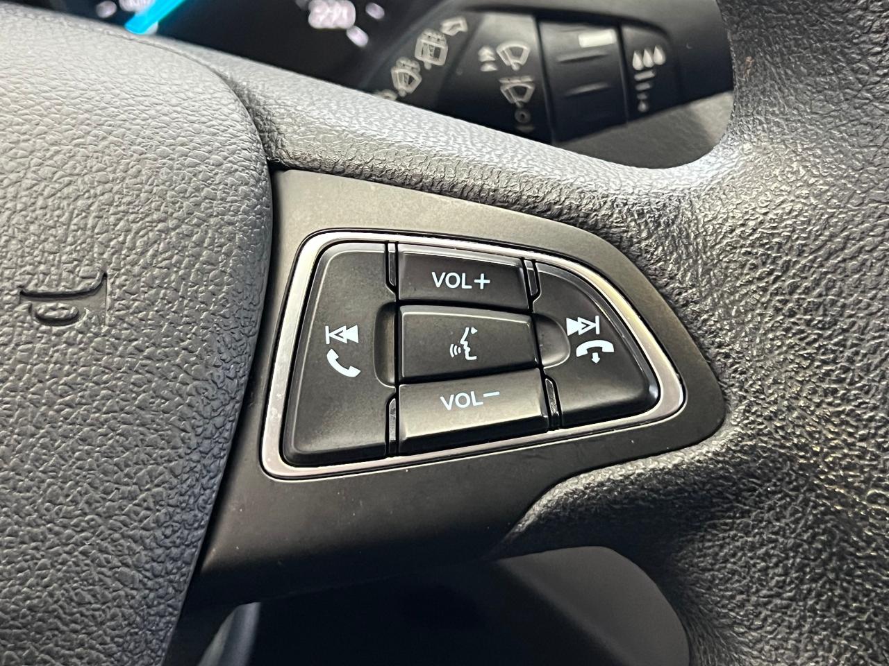 2018 Ford Escape SE 4WD+GPS+Camera+New Tires+CLEAN CARFAX - Photo #45