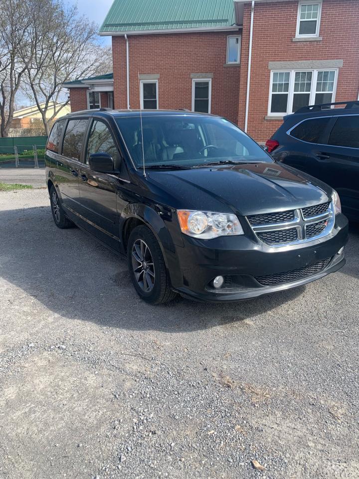 2017 Dodge Grand Caravan SXT Premium Plus
