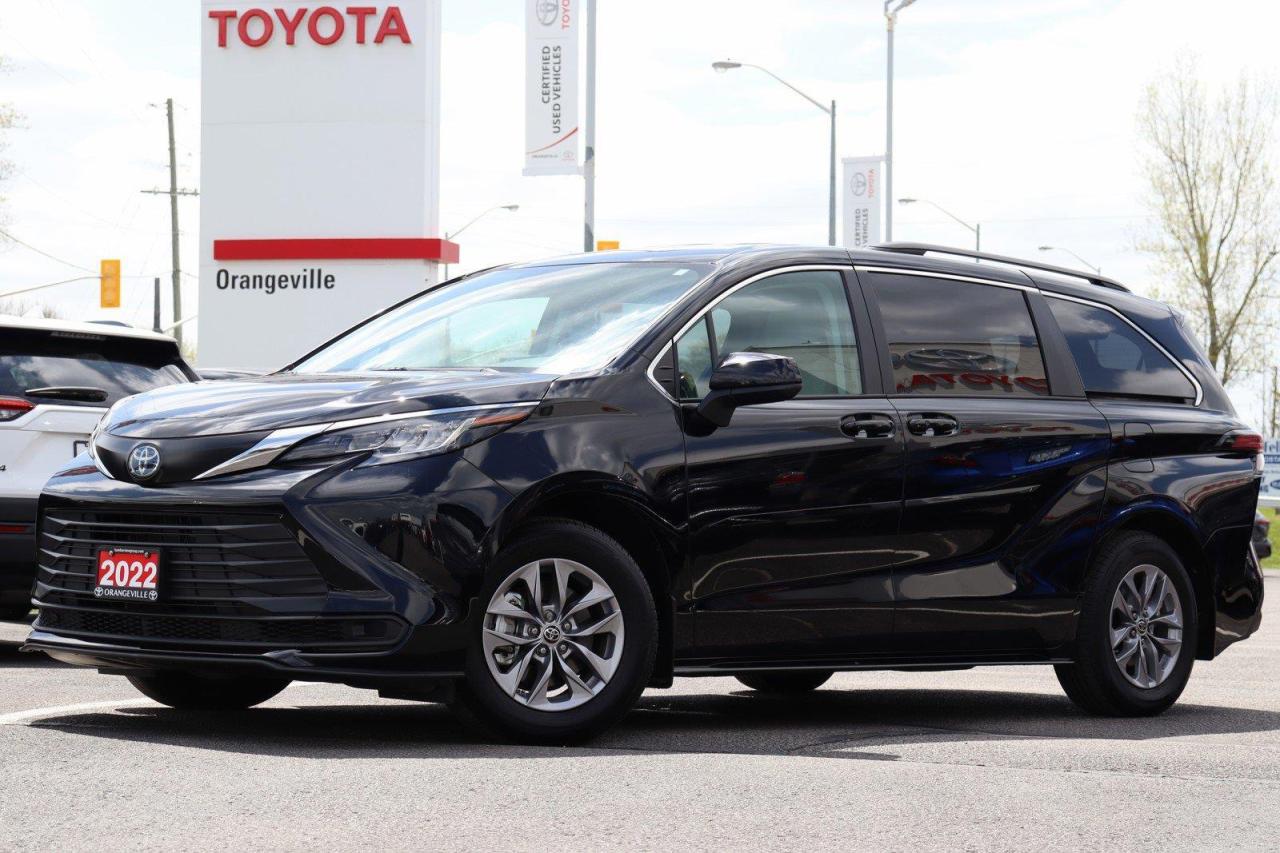 Used 2022 Toyota Sienna LE 8-Passenger LOW KM! SHOWROOM SPECIAL! LE HYBRID AWD, HEATED SEATS/STEERING, 8 PASSENGERS, BLIND SPOT MONITOR for sale in Orangeville, ON