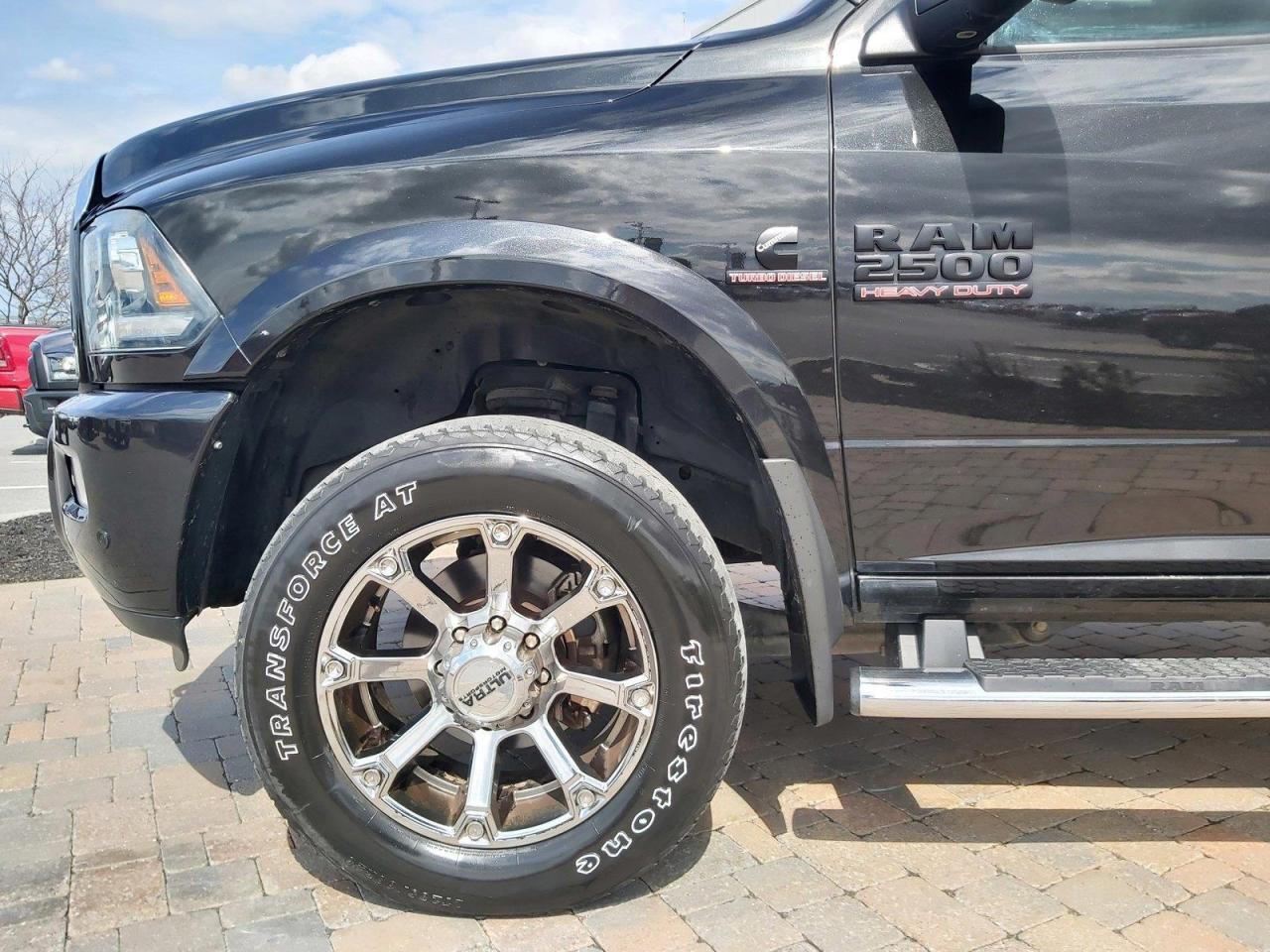 2016 RAM 2500 Laramie Photo3