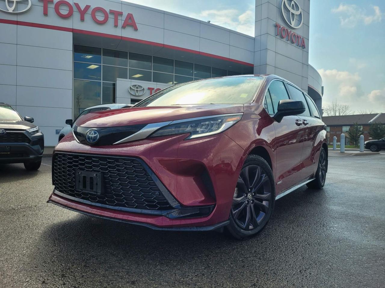 Used 2021 Toyota Sienna XSE 7-Passenger for sale in Welland, ON