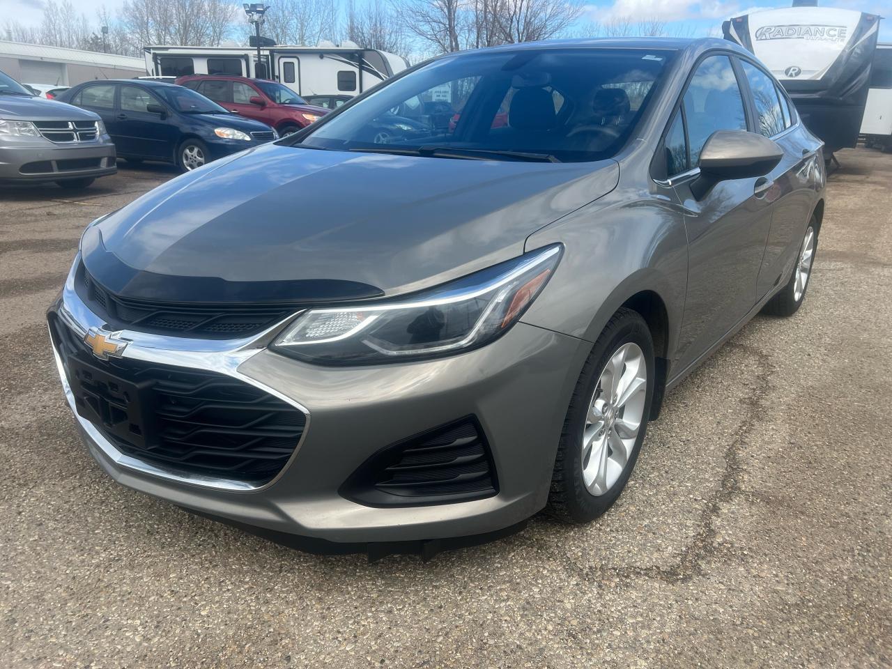 2019 Chevrolet Cruze LT Back up Camera, Heated Seats, Remote Start