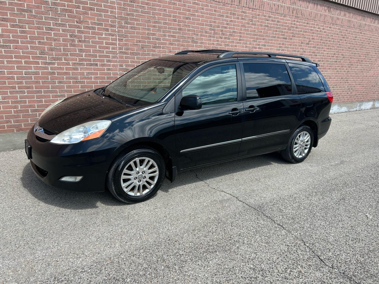 2008 Toyota Sienna XLE LTD - Photo #1