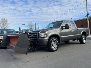Used 2006 Ford F-250 XLT 4x4 | PLOW TRUCK | 8-FT WESTERN PLOW |LOW KMS! for sale in Ottawa, ON