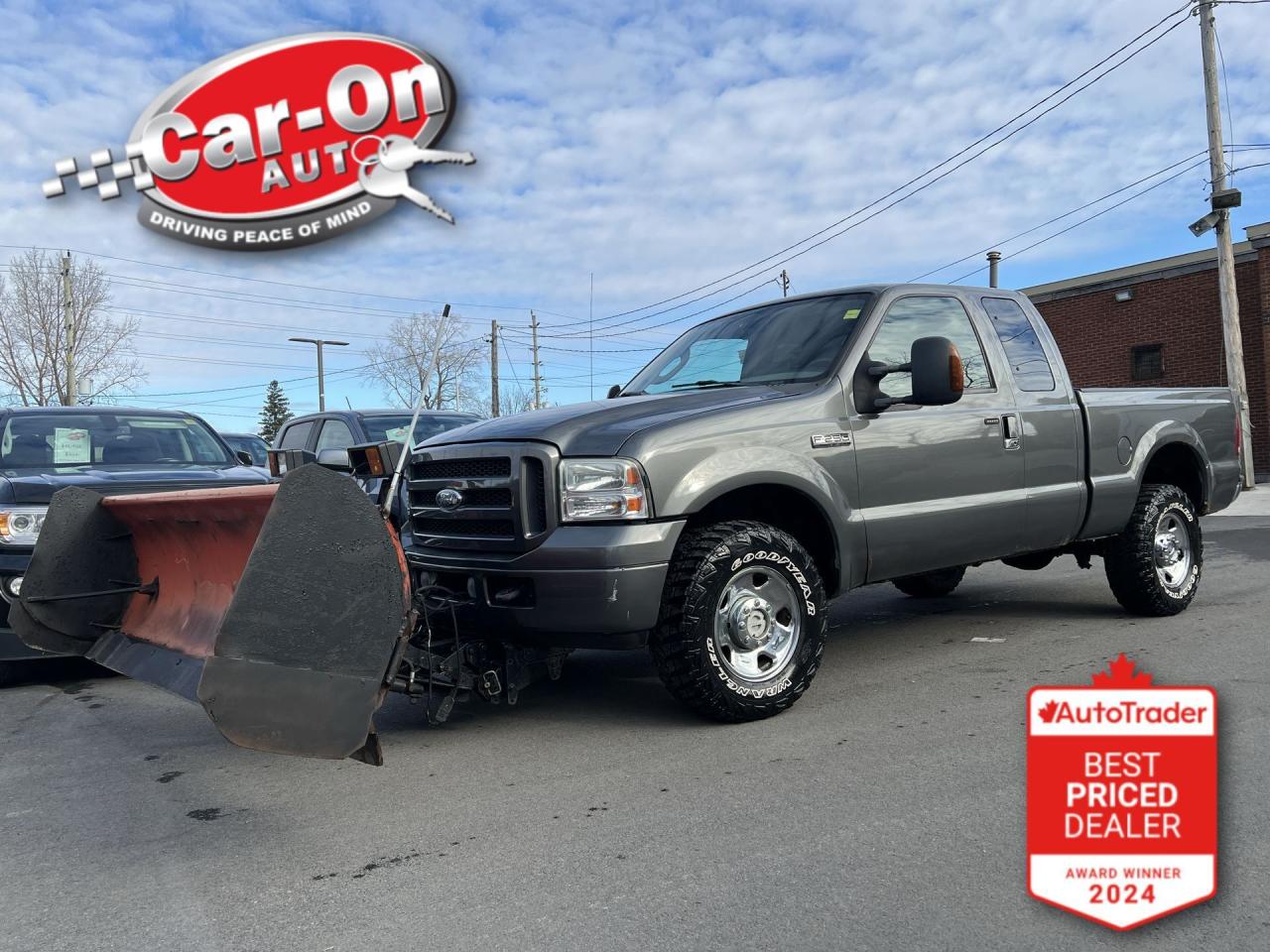 Used 2006 Ford F-250 XLT 4x4 | PLOW TRUCK | 8-FT WESTERN PLOW |LOW KMS! for sale in Ottawa, ON