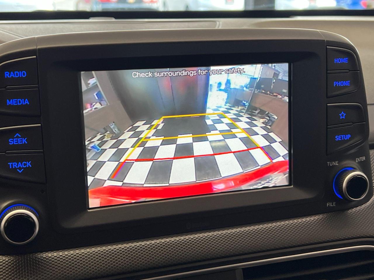2019 Hyundai KONA Essential+ApplePlay+HeatedSeats+Camera+CLEANCARFAX - Photo #11