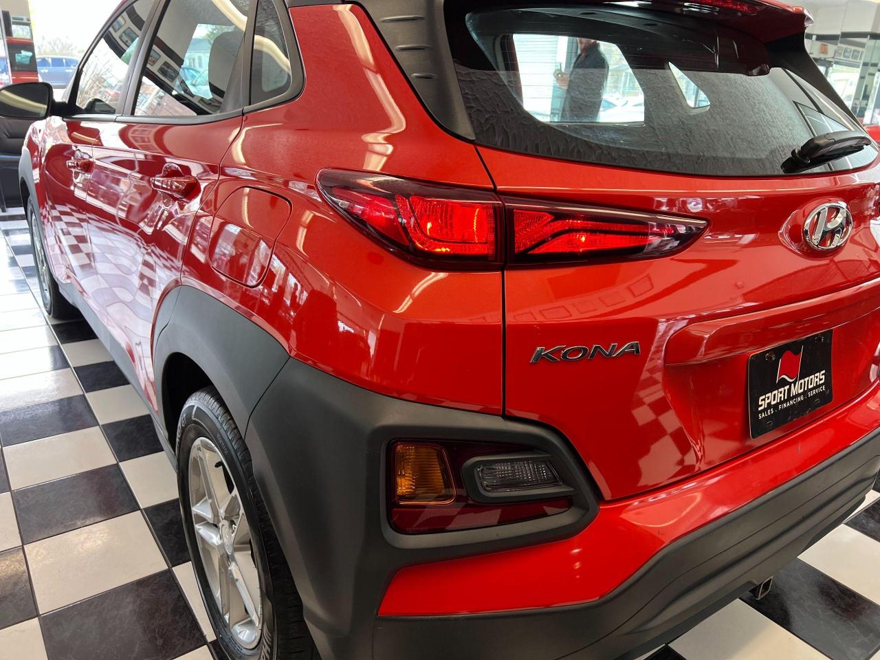 2019 Hyundai KONA Essential+ApplePlay+HeatedSeats+Camera+CLEANCARFAX - Photo #41