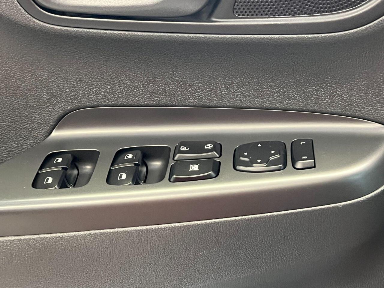 2019 Hyundai KONA Essential+ApplePlay+HeatedSeats+Camera+CLEANCARFAX - Photo #50