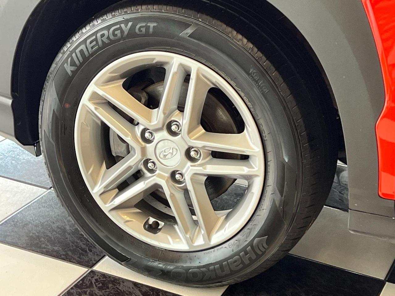 2019 Hyundai KONA Essential+ApplePlay+HeatedSeats+Camera+CLEANCARFAX - Photo #54