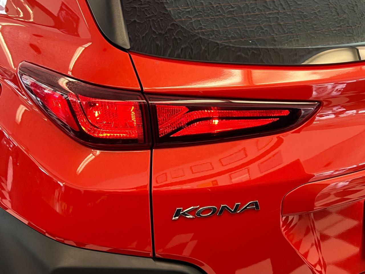 2019 Hyundai KONA Essential+ApplePlay+HeatedSeats+Camera+CLEANCARFAX Photo128
