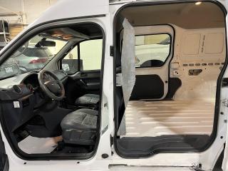 2013 Ford Transit Connect 114.6" XLT W\REAR & SIDE DOOR GLASS - Photo #35
