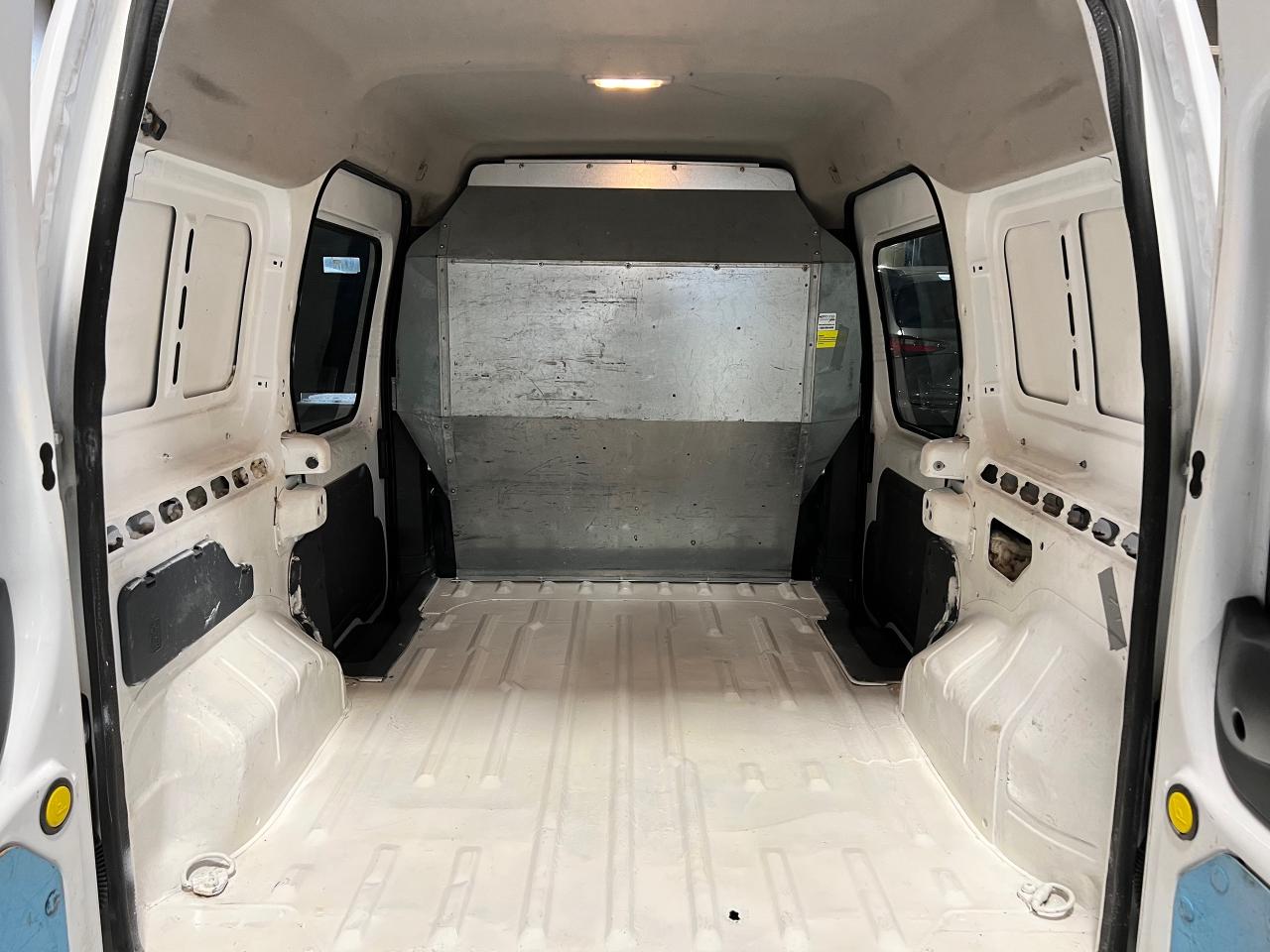 2013 Ford Transit Connect 114.6" XLT W\REAR & SIDE DOOR GLASS - Photo #38