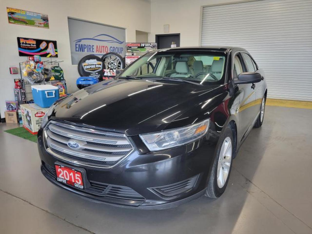 Used 2015 Ford Taurus SE for sale in London, ON