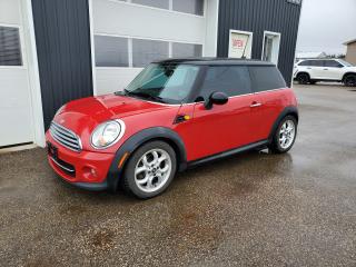 2012 MINI Cooper Coupe * LEATHER * PANO-ROOF * CERTIFIED * - Photo #1