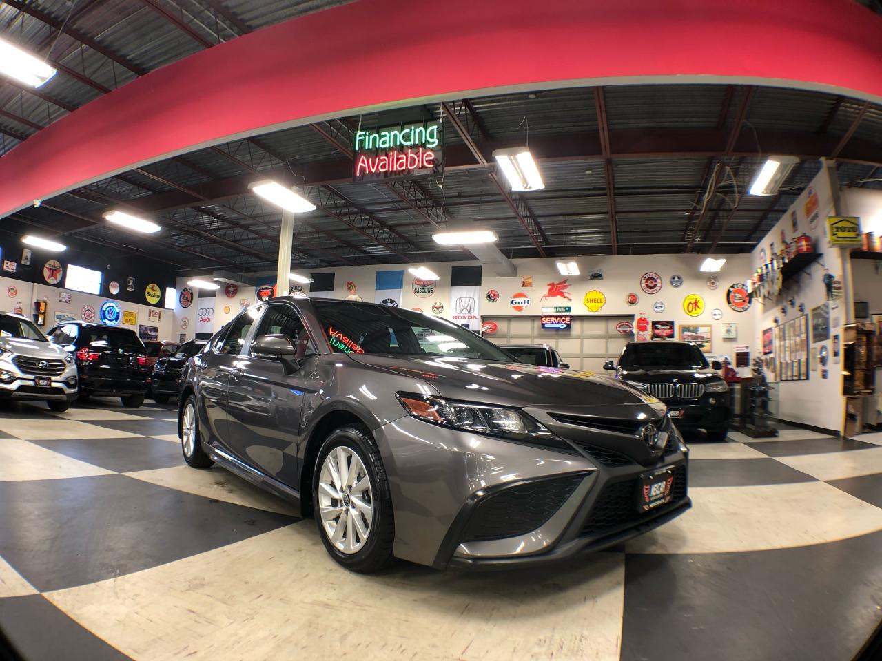 Used 2021 Toyota Camry SE AUT0 A/C H/SEATS  L/ASSIST AP/ CAR PLAY CAMERA for sale in North York, ON