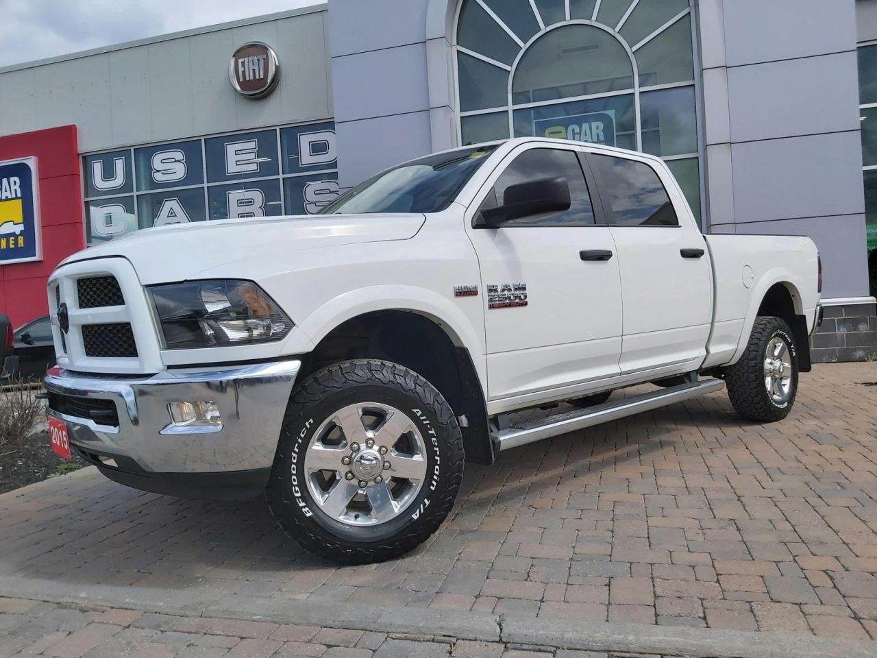2015 RAM 2500 SLT Photo2
